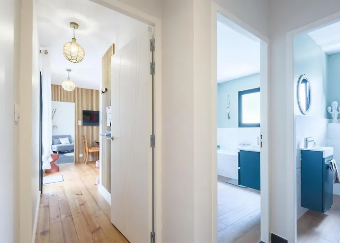 Hébergement de vacances Superbe Maison Avec Piscine